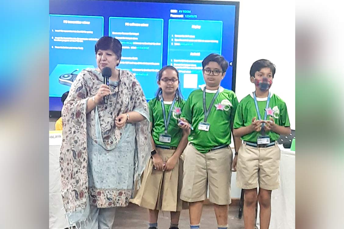 Inter-House Math Quiz Competition for Class V- With HOJS Mrs. Seema Khurana