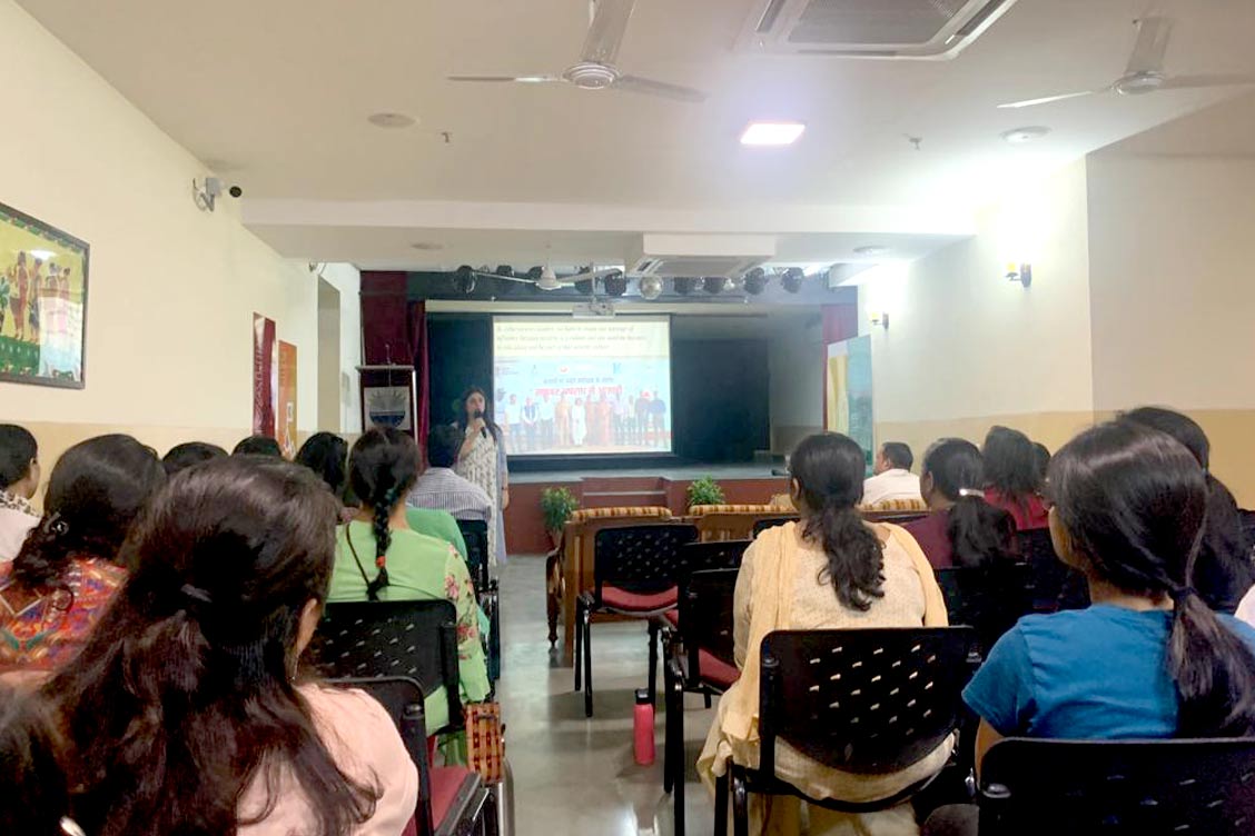 Empowering Middle School Teachers in Cyber Security: A Awareness Program