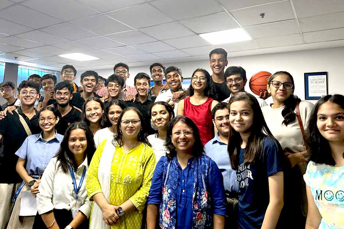 "Commerce Week" - COMMONICS-23