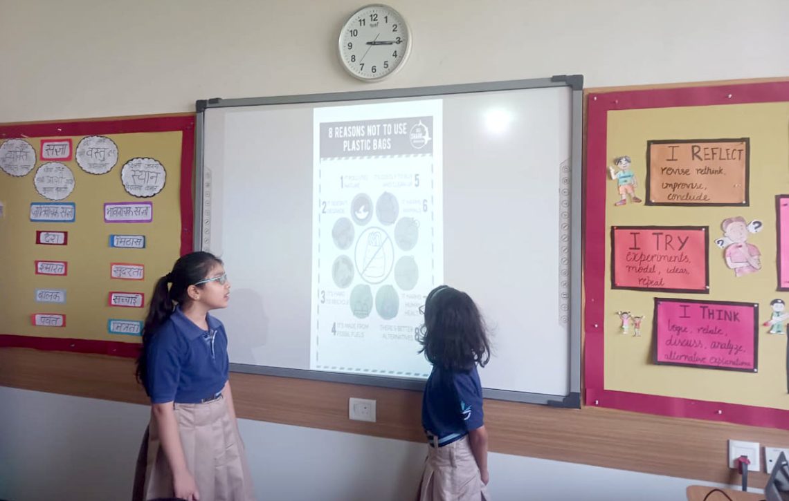 Students celebrating International Plastic-Free Day