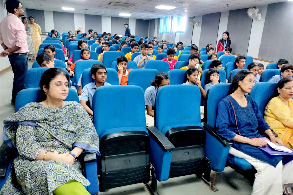 Inter House Hindi Debate Competition: Unraveling the Causes of Rising Unemployment
