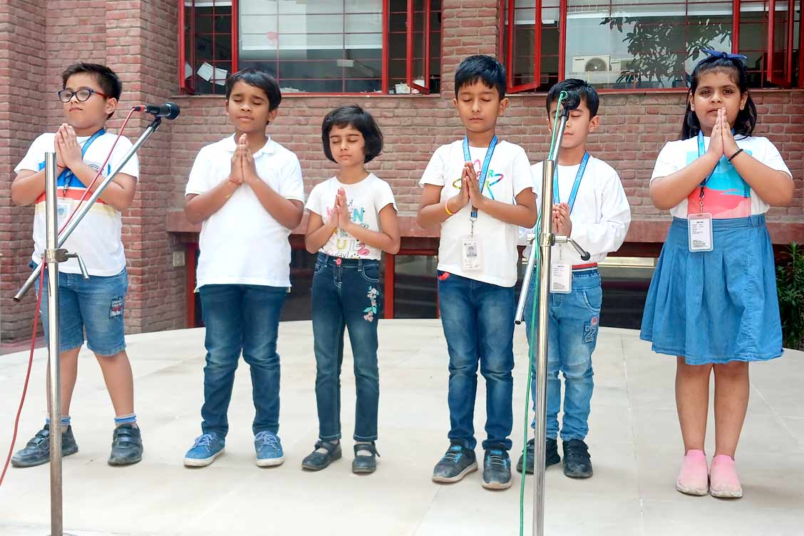 Exploring the Reptilian Realm: Class 2H Assembly