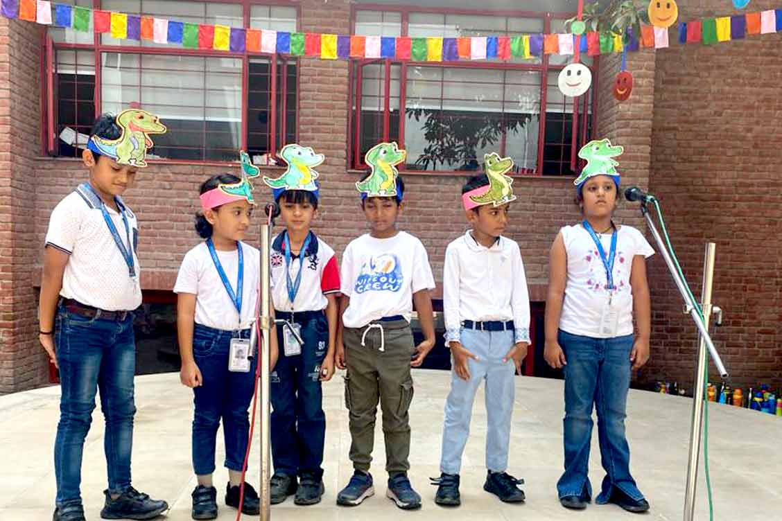 Exploring the Reptilian Realm: Class 2H Assembly