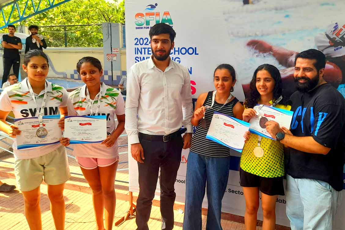 Geetika of Class IX F Shines at SFIA Inter-School Swimming Competition