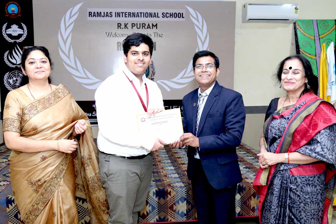 The Khaitan School Students triumph at RIRKPMUN 2024 with Best Delegation Award- One of the top CBSE schools in Noida