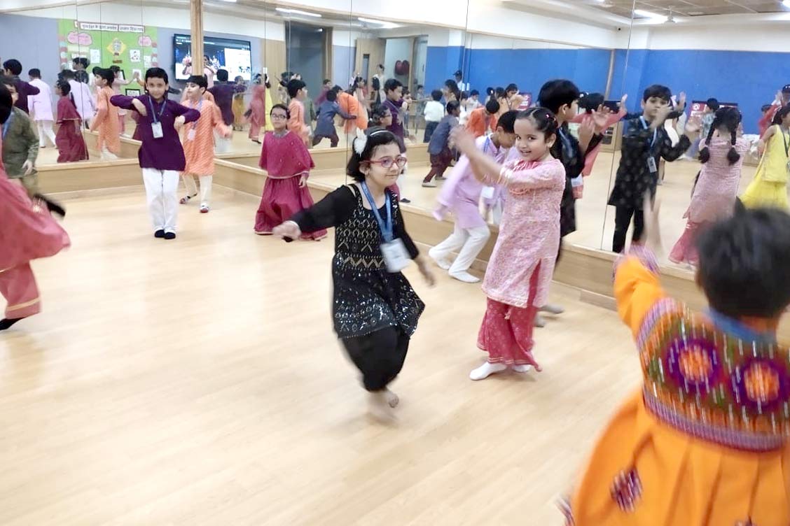 Celebrating Durga Puja with Joy and Dance: A Special Garba Activity at The Khaitan School- Best CBSE School in Noida