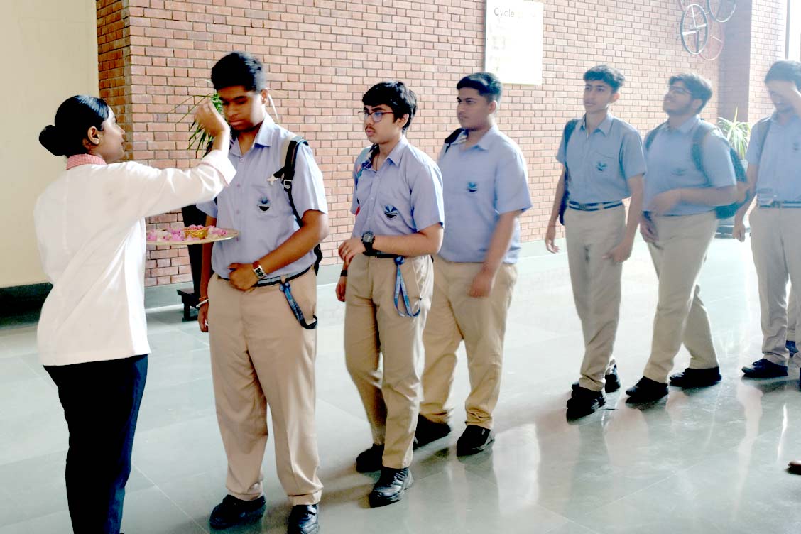 Exploring the World of Hospitality: The Khaitan School’s Educational Trip to The Lalit Suri Hospitality School