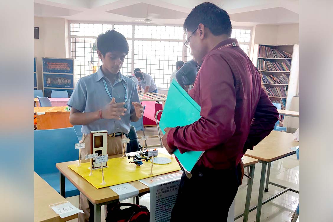 Young Innovators of The Khaitan School Shine at District Level INSPIRE MANAK Exhibition