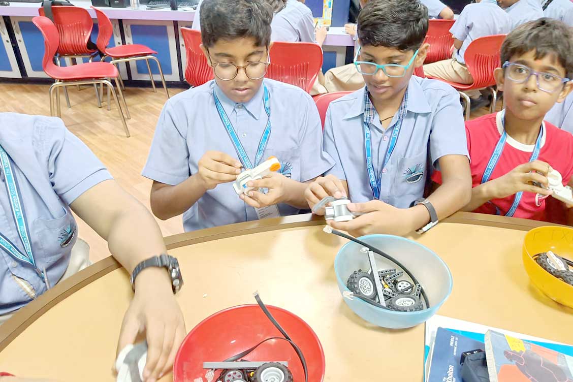 Explorer Club Students at The Khaitan School Explore Innovation at the National Science Centre