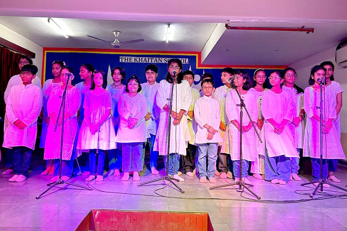 Class 5E Shines with an Insightful Assembly on ‘Vocal for Local’ at The Khaitan School