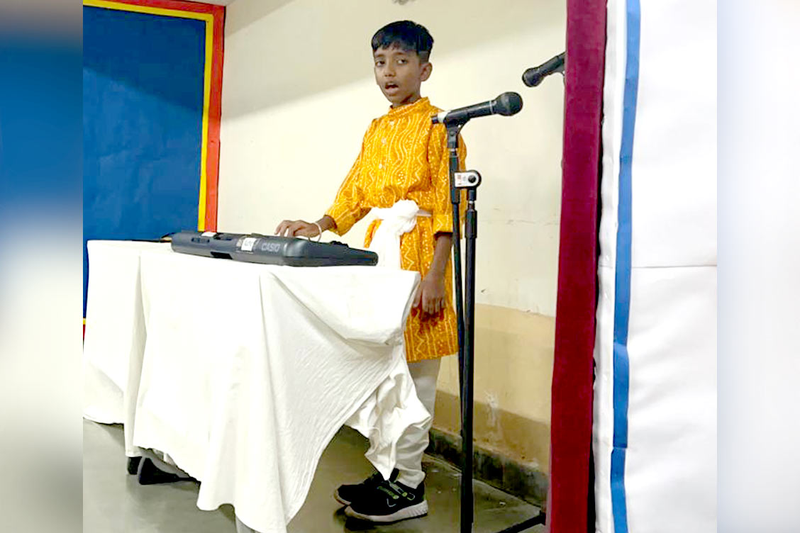 Class 3D Presents a Heartfelt Assembly on Gandhi Jayanti and Durga Puja
