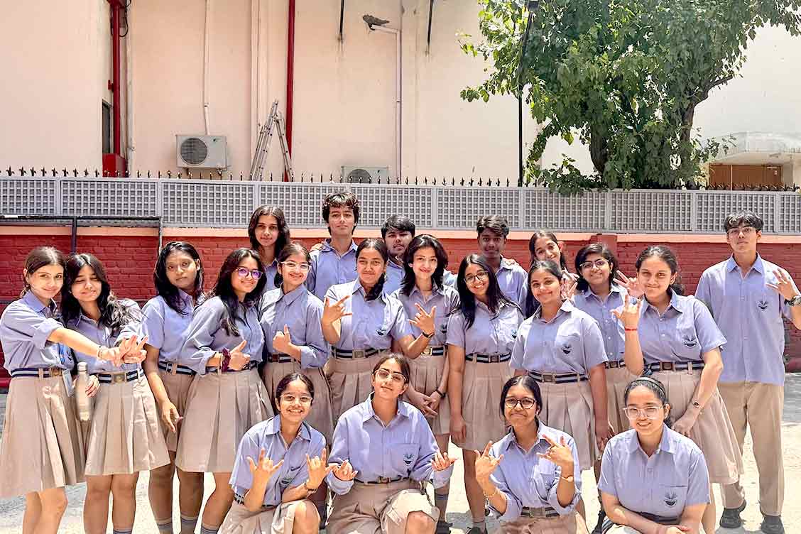 Educational Theatre Visit by the students of The Khaitan School: “Threads of Time – The Story of Us”