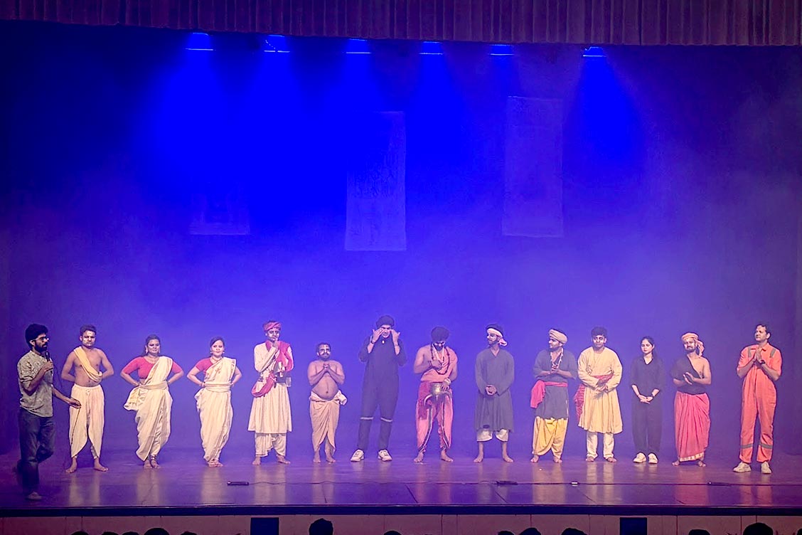 Educational Theatre Visit by the students of The Khaitan School: “Threads of Time – The Story of Us”