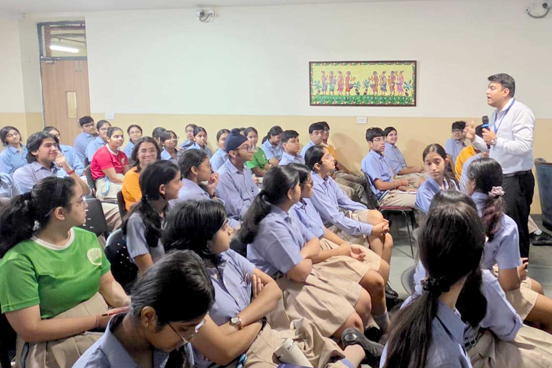 Career Awareness Workshop Introduces Students to the Profession of Company Secretary