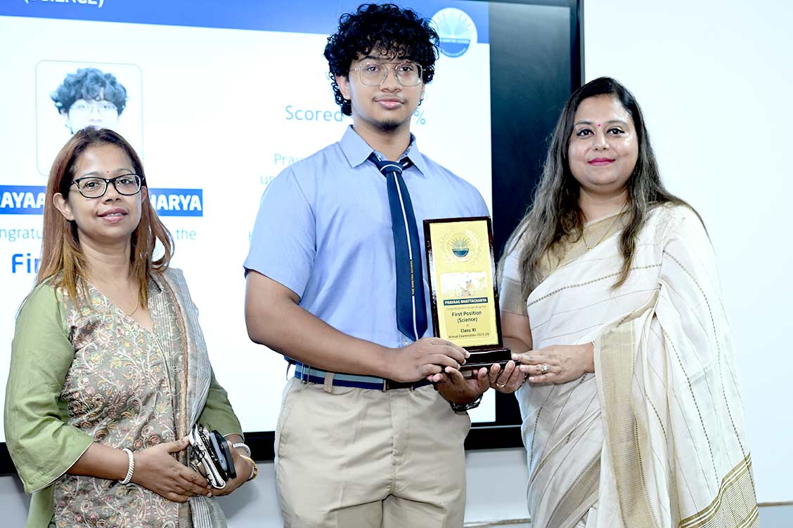 Celebrating Excellence: Felicitation Ceremony for Meritorious Students of Classes IX–XII