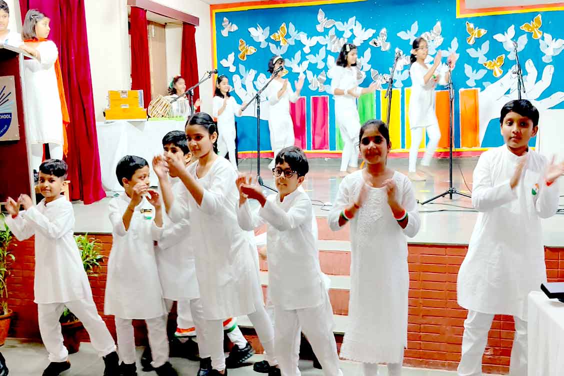 The Khaitan School Celebrates Independence Day with a Meaningful Assembly by Class 4F